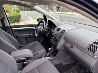 VW TOURAN 139najeto / DSG / 7MÍST - 7