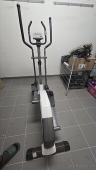 Dobrý den, prodám eliptický trenažér Housefit motio 70. - 7