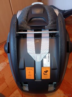 Vajíčko Cybex Cloud Z i-size - základna Isofix Cybex Base Z - 7