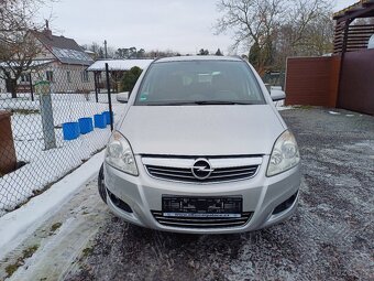 LPG ... 7 místné..Benzínová Opel Zafira 1.8 ... - 7