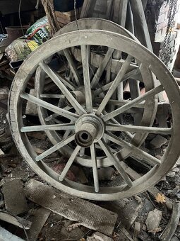 Kola a rám na povoz - 7