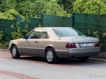 Mercedes Benz w124 E320 coupe - 7