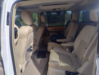 Chrysler towen country 4,0L LPG 2010 - 7