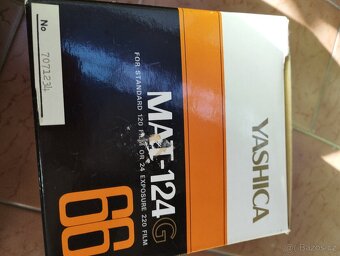 Yashica MAT 124G - 7