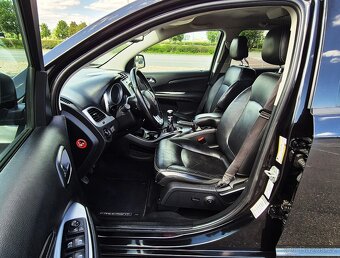 FIAT FREEMONT 2.0JTDM MANUÁL 7 MÍST VÝHŘEV SEDADEL ALU 19´´ - 7