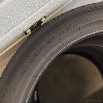 225/40 R18 Barum letní - 7mm/6mm - velmi dobrý stav - 7