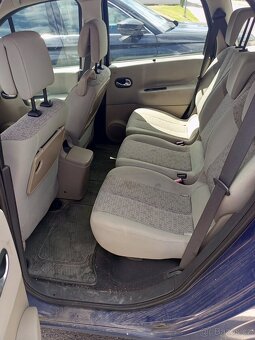 Renault Grand Scenic 2 - 7