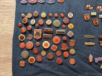 Prodám tyto staré auto-moto odznaky - 7