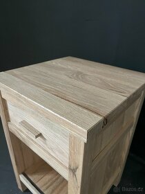Noční stolek Klasik z dubového dřeva - 7