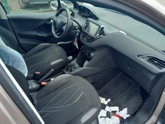 Peugeot 208 1,2 VTi - 7