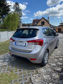 Hyundai ix20 1.4i benzín - 7