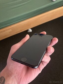 iPhone 8 64Gb - 7