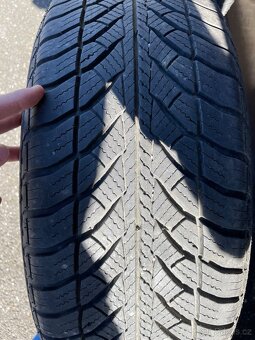 ALU disky BMW Styling 390 F30 F31 F36 R16 zimní Goodyear - 7