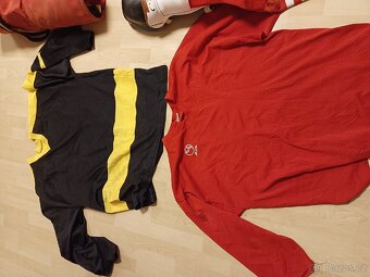 Hokejové vybaveni - 7