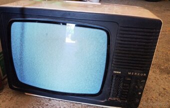 Prodám televizi Merkur - 7