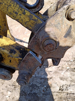 mechanický rychloupínač Komatsu PC 35 - 7