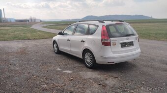 hyundai i30 1,4 16V combi - 7