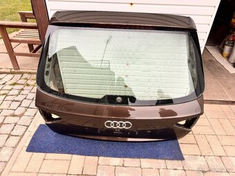 Páté dveře Audi A4 b8 avant LZ8W - 7