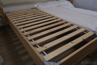 Postel IKEA ESPEVÄR 180x200, včetně potahu a dřevěných nohou - 7