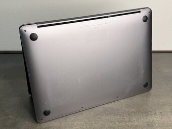 MacBook Pro 13'' 2020 / M1 16GB / 512GB SSD / Space Gray - - 7