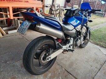 Honda Hornet 900 - 7