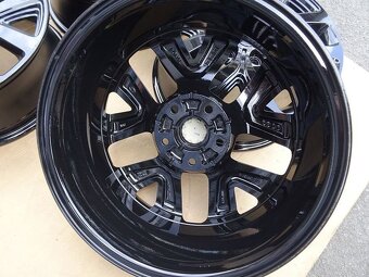 Alu disky černé origo Kia 17", 5x114.3 , ET 40, šířka 6,5J - 7