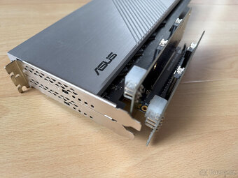 Sada PCIe adaptérů a PLX switche pro zapojení 8 NVMe. - 7