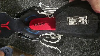 Brusle CCM JETSPEED FT870 SR vel. 45, nebo 9,5 - 7