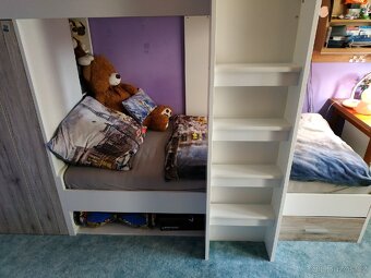 Prodej velké, bytelné palandy - 7