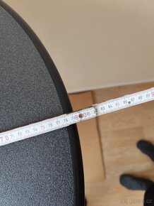 Nový kulatý barový stůl. - 7