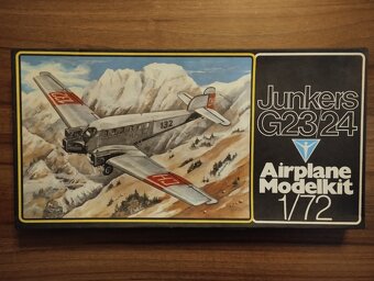 Modely letadel , dopraváky,plastové stavebnice. - 7