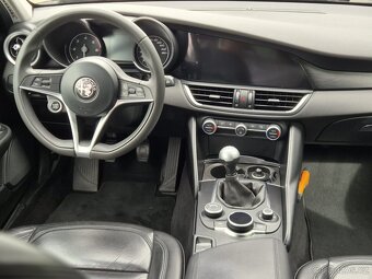 Giulia 2,2jtd 2017 - 7