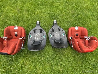 Autosedačky včetně otočné báze Cybex Sirona Z iSize - 7
