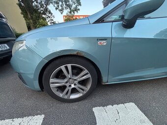 SEAT Ibiza 1.4i, 63 kW, r.v. 2009 – malý nájezd 158xx - 7