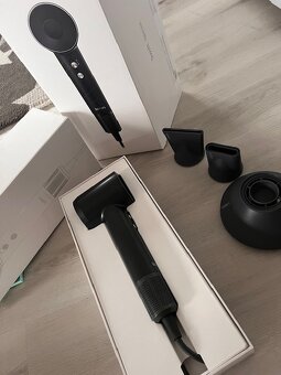 Prodám fén na vlasy Laifen Swift Special Matt Black - 7