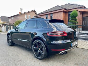 Porsche Macan Turbo 3.6 BENZIN 294KW NOVÁ STK / TAŽNÝ - 7