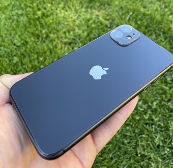 📱 iPhone 11 Black 64GB – top stav, nová baterie 🖤 - 7