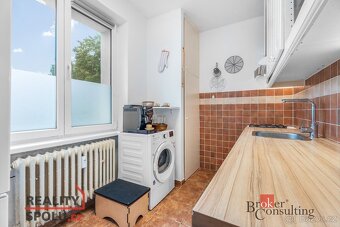 Převod dr. podílu, byty/3+1, 70 m2, Legií 2568, 40747 Varnsd - 7