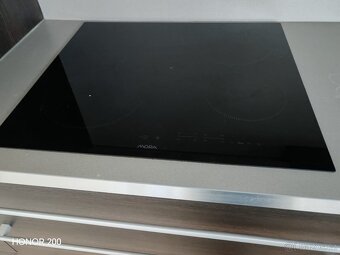 Kuchyňská linka včetně spotřebičů - 7