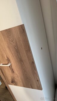 Šatní skříň - 7