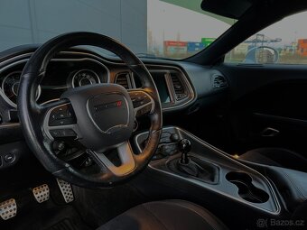 DODGE CHALLENGER RT SCATPACK 6,4l V8. MANUÁL /nebouraný - 7