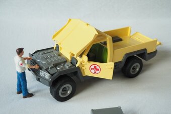 Schleich přívěs a pick up - 7