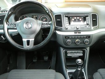VW SHARAN 2.0 TDI 103KW PANORAMA CUP NAVI EL.DVEŘE PARKPILOT - 7