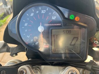 Aprilia SMV 750 Dorsoduro - 7