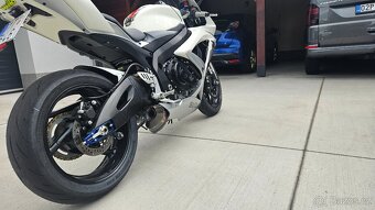 Suzuki GSX-R 750 2009 - 7