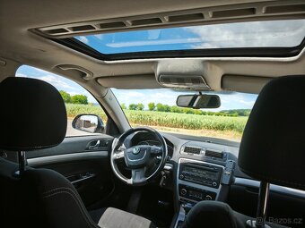 Škoda Octavia 2 facelift 2.0Tdi 103 Kw DSG - 7