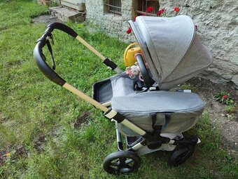 BUGABOO Donkey2 Kompletní kočárek Twin - 7