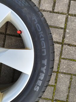ALU 7x17 ET45 zimni pneu Nokian 225/50 R17 - 7