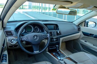 Mercedes-Benz E trieda Kupé 350 CGI Blue - 7