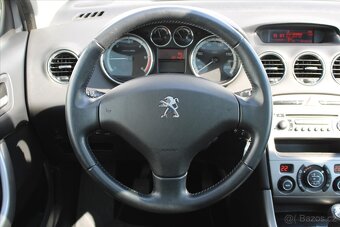 Peugeot 308 SW 1.6 HDI PANORAMA (2011) - 7